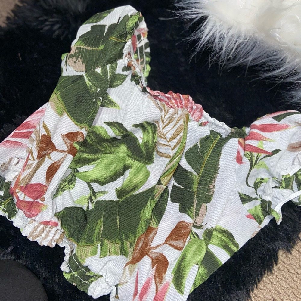 Floral off the shoulder crop top